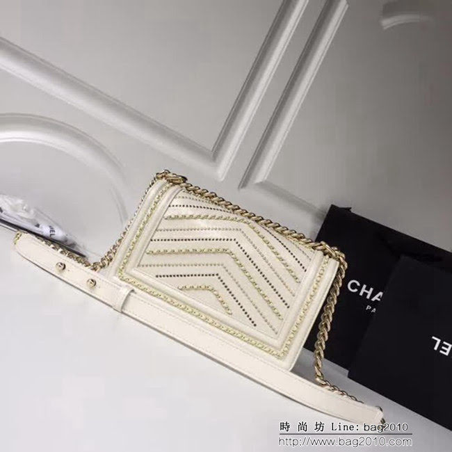 香奈兒CHANEL 米白色2018FW款皺紋小牛皮編織V線鏈條單肩斜挎包 DSC2112
